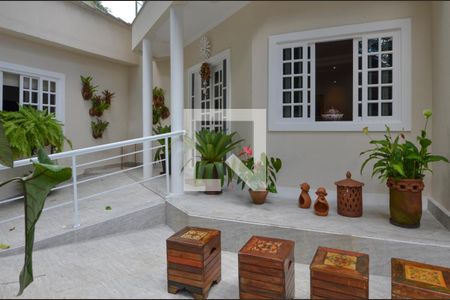 Casa de condomínio à venda com 450m², 5 quartos e 1 vagaEntrada