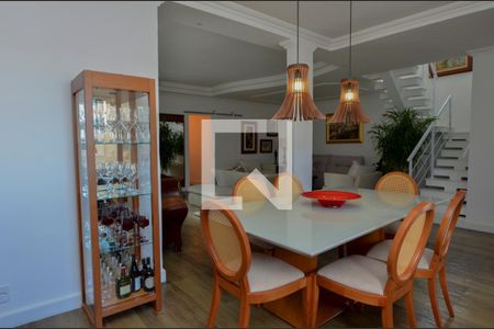 Casa de condomínio à venda com 450m², 5 quartos e 1 vagaCozinha