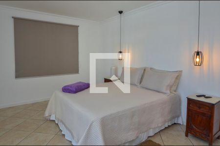 Casa de condomínio à venda com 450m², 5 quartos e 1 vagaSuite 2