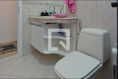 Casa de condomínio à venda com 450m², 5 quartos e 1 vagaBanheiro social