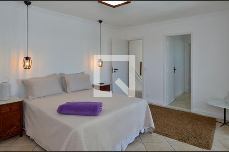 Casa de condomínio à venda com 450m², 5 quartos e 1 vagaSuite 2