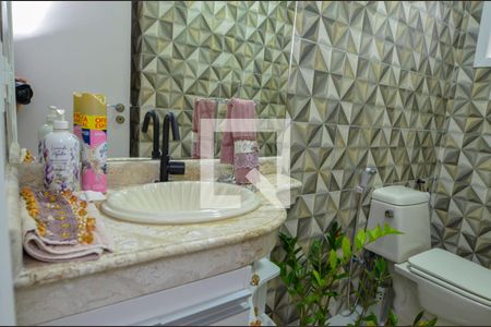 Casa de condomínio à venda com 450m², 5 quartos e 1 vagaLavabo