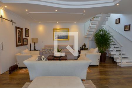 Casa de condomínio à venda com 450m², 5 quartos e 1 vagaSala