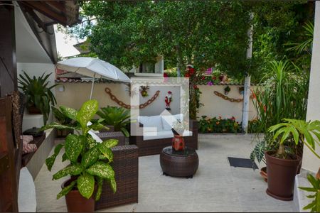 Casa de condomínio à venda com 450m², 5 quartos e 1 vagaÁrea externa