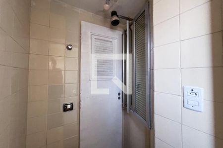 Apartamento à venda com 61m², 2 quartos e 1 vagaBanheiro de Serviço