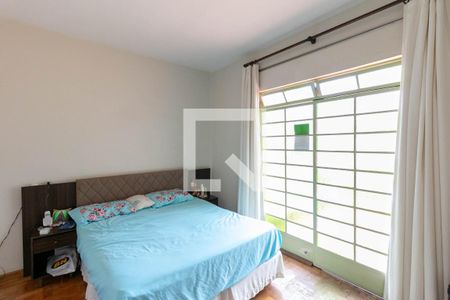 Casa à venda com 300m², 4 quartos e 2 vagasQuarto 3