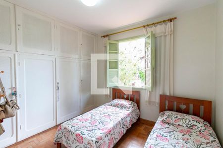 Casa à venda com 300m², 4 quartos e 2 vagasQuarto 1