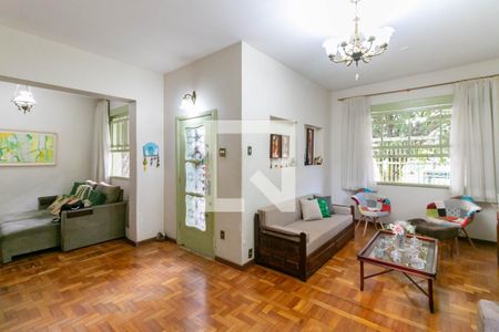 Sala de casa à venda com 4 quartos, 300m² em Serra, Belo Horizonte