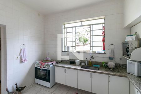 Casa à venda com 300m², 4 quartos e 2 vagasCozinha