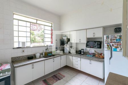 Casa à venda com 300m², 4 quartos e 2 vagasCozinha