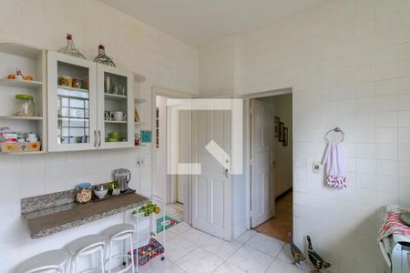 Casa à venda com 300m², 4 quartos e 2 vagasCozinha