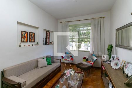 Sala de casa à venda com 4 quartos, 300m² em Serra, Belo Horizonte