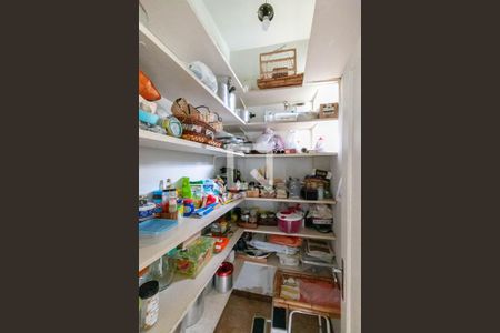 Casa à venda com 300m², 4 quartos e 2 vagasCozinha