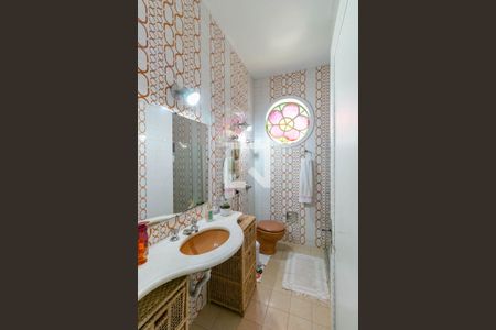Banheiro Social de casa à venda com 4 quartos, 360m² em Serra, Belo Horizonte