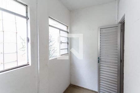 Quarto 1 no Primeiro Andar de casa de condomínio para alugar com 2 quartos, 120m² em Santa Efigênia, Belo Horizonte