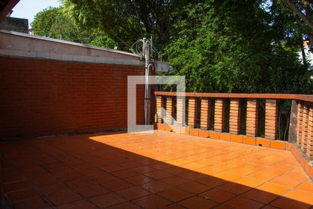 Casa à venda com 240m², 3 quartos e 3 vagasTerraço