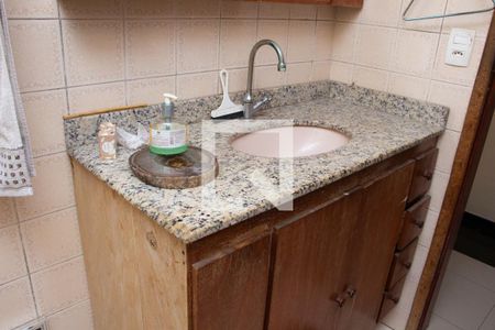 Casa à venda com 240m², 3 quartos e 3 vagasBanheiro 3