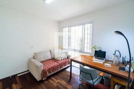 Casa à venda com 250m², 4 quartos e 3 vagasEscritório