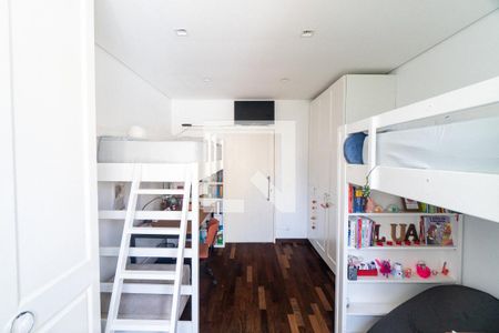 Casa à venda com 250m², 4 quartos e 3 vagasQuarto 2