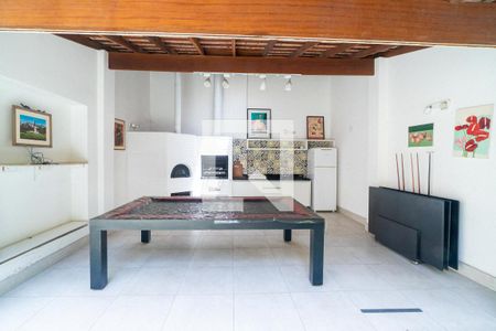 Casa à venda com 250m², 4 quartos e 3 vagasChurrasqueira