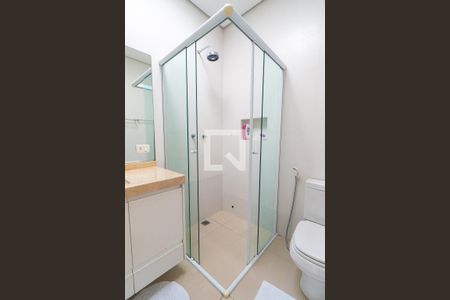 Casa à venda com 250m², 4 quartos e 3 vagasBanheiro Social Detalhe