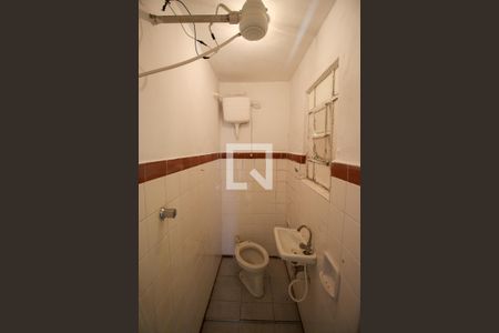 Casa para alugar com 58m², 1 quarto e sem vaga Casa para alugar com 58m², 1 quarto e sem vagaBanheiro / Social