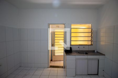 Casa para alugar com 58m², 1 quarto e sem vaga Casa para alugar com 58m², 1 quarto e sem vagaCozinha