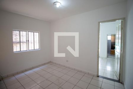 Sala de casa para alugar com 1 quarto, 58m² em Cidade Antônio Estêvão de Carvalho, São Paulo
