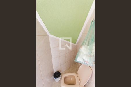 Casa para alugar com 195m², 3 quartos e 4 vagasBanheiro de Serviço