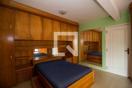 Suite de casa à venda com 6 quartos, 450m² em Vila Nova, Porto Alegre