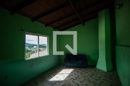 Casa à venda com 450m², 6 quartos e 5 vagas Casa à venda com 450m², 6 quartos e 5 vagasÁrea comum