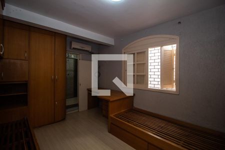 Casa à venda com 450m², 6 quartos e 5 vagas Casa à venda com 450m², 6 quartos e 5 vagasSuite