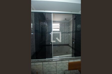 Casa à venda com 450m², 6 quartos e 5 vagas Casa à venda com 450m², 6 quartos e 5 vagasBanheiro da Suite