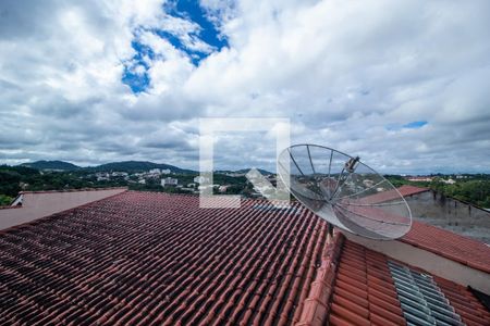 Casa à venda com 450m², 6 quartos e 5 vagas Casa à venda com 450m², 6 quartos e 5 vagasVista