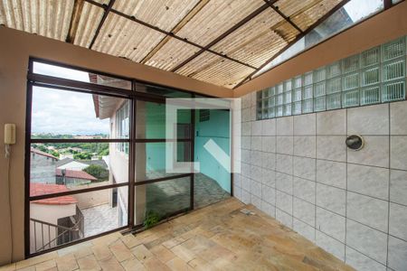 Casa à venda com 450m², 6 quartos e 5 vagas Casa à venda com 450m², 6 quartos e 5 vagasÁrea comum - Piscina