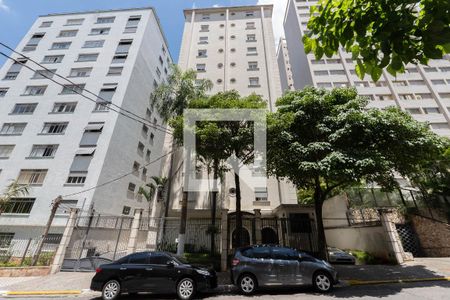 Apartamento à venda com 112m², 3 quartos e 1 vaga Apartamento à venda com 112m², 3 quartos e 1 vagaFachada
