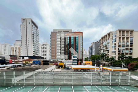 Apartamento para alugar com 65m², 1 quarto e 2 vagas Apartamento para alugar com 65m², 1 quarto e 2 vagasVARANDA / Sala