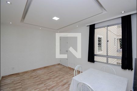 Sala de apartamento para alugar com 2 quartos, 41m² em Vila Alzira, Guarulhos