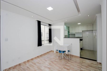 Sala de apartamento para alugar com 2 quartos, 41m² em Vila Alzira, Guarulhos