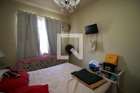 Quarto 1 de apartamento para alugar com 2 quartos, 52m² em Olaria, Rio de Janeiro