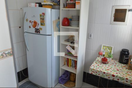 Casa de condomínio para alugar com 600m², 5 quartos e 2 vagasCozinha
