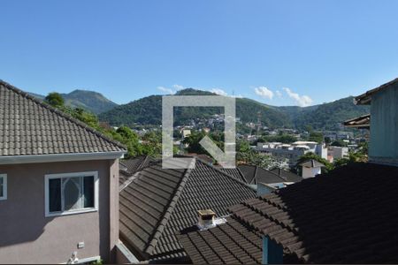 Casa de condomínio para alugar com 600m², 5 quartos e 2 vagasVista da Varanda