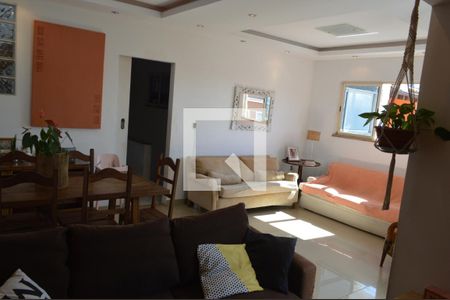Casa de condomínio para alugar com 600m², 5 quartos e 2 vagasSuíte 3