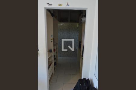 Casa de condomínio para alugar com 600m², 5 quartos e 2 vagasCloset da Suíte 2