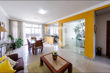 Sala 2 de casa à venda com 6 quartos, 444m² em Padre Eustáquio, Belo Horizonte