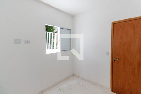 Quarto 1 de apartamento para alugar com 2 quartos, 41m² em Vila Nhocuné, São Paulo