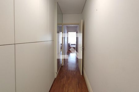 Apartamento à venda com 151m², 2 quartos e 3 vagasCorredor Quartos