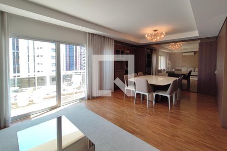 Sala de Jantar de apartamento à venda com 2 quartos, 151m² em Cambuí, Campinas