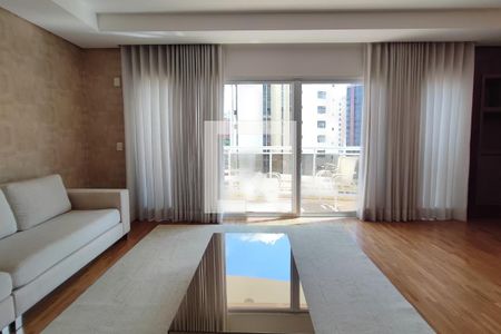Sala de Estar de apartamento à venda com 2 quartos, 151m² em Cambuí, Campinas