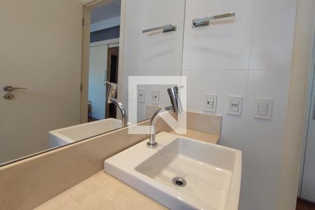Apartamento à venda com 151m², 2 quartos e 3 vagasBanheiro Suíte 1
